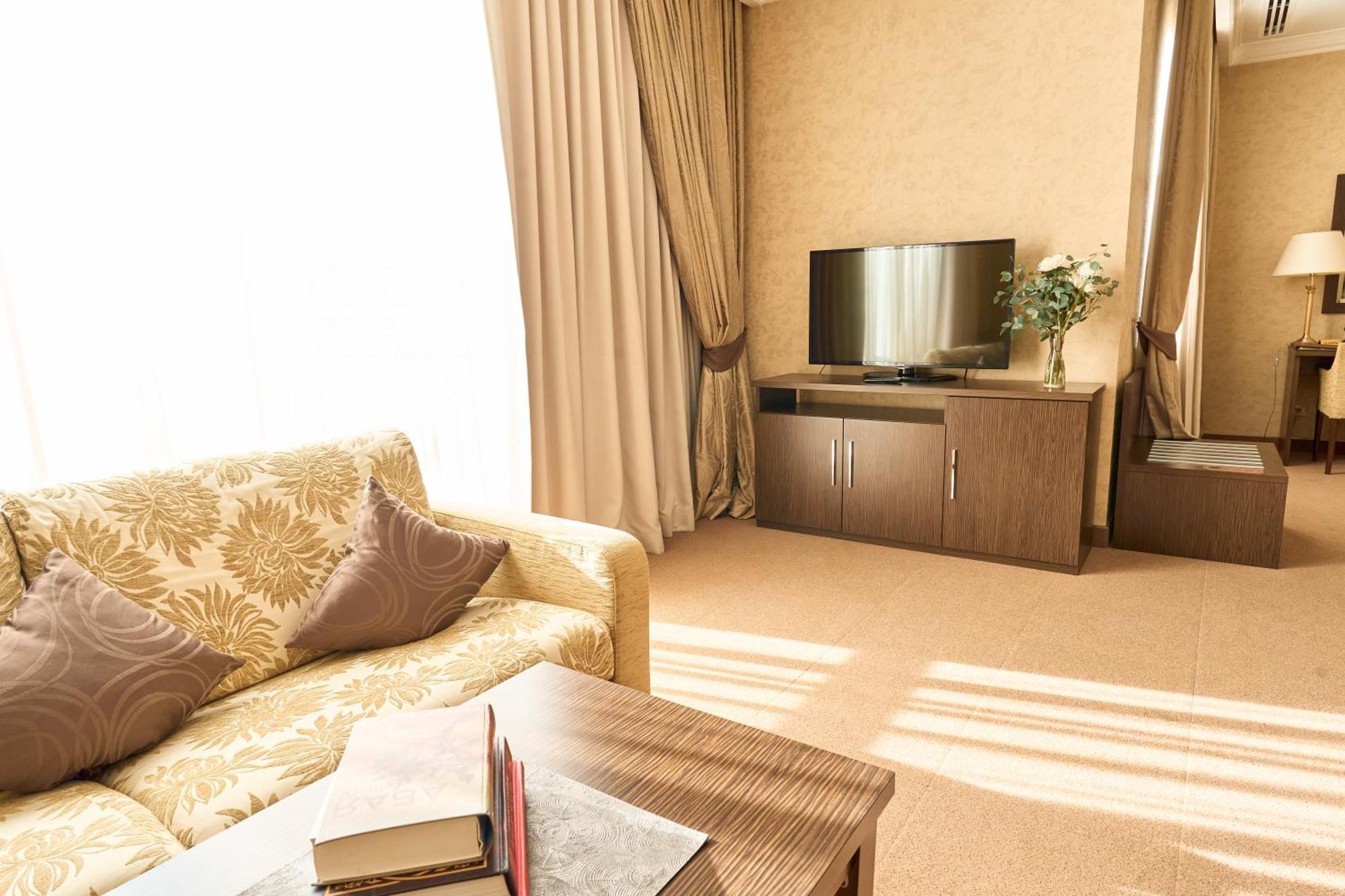 Kainar Hotel 쉼켄트 외부 사진